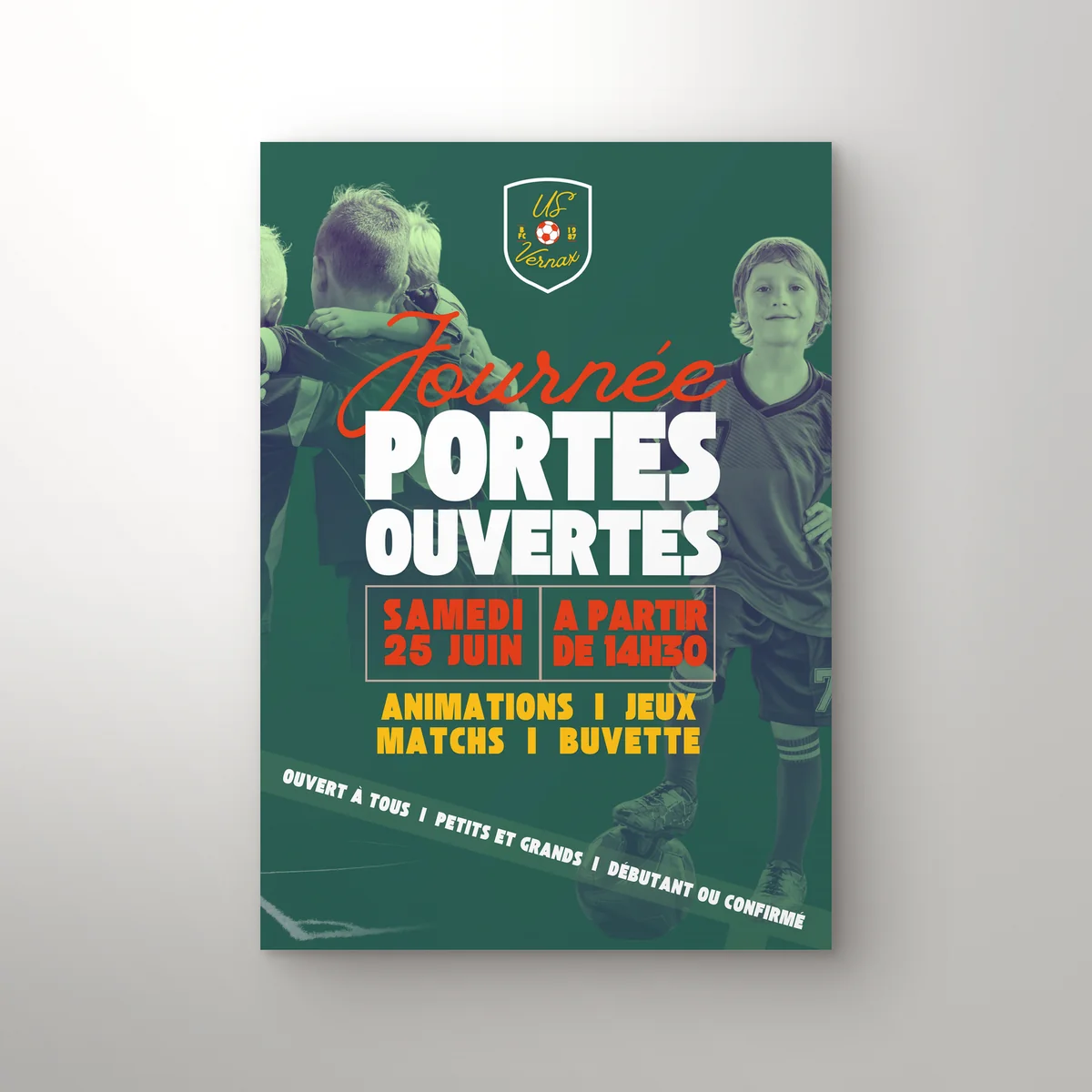 Affiche de portes ouvertes pour un club sportif